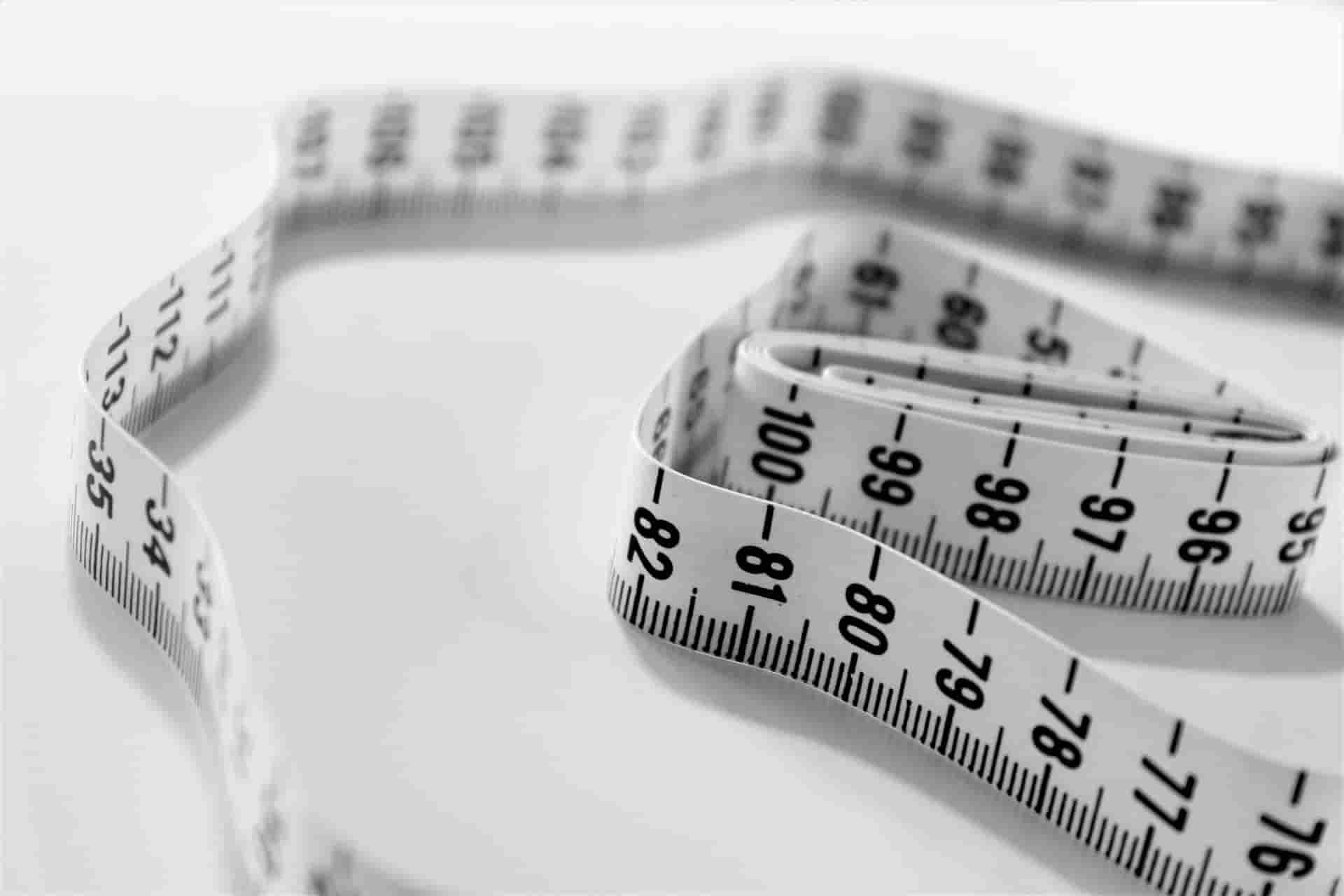 How Dimensional Weight Works (and How to Calculate It)