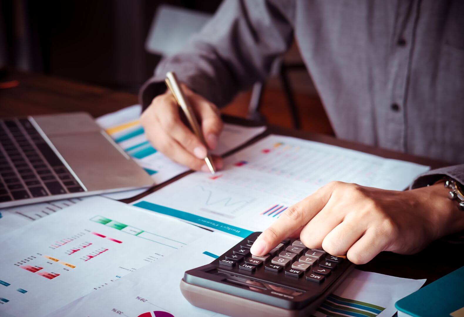Fulfillment services pricing: How much does a fulfillment center cost?